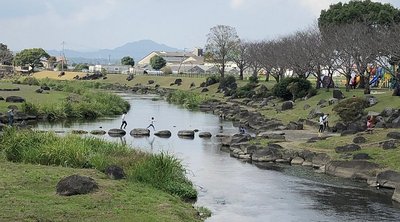 🏞️ 카모가와 강변 공원(카모가와카한코엔) 이미지 2